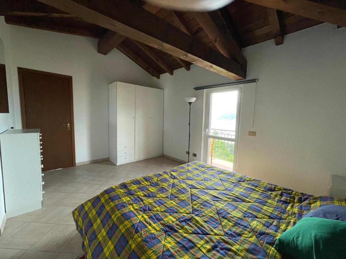 Appartamento Lake View Di Villa Giuliana ซุลซาโน ภายนอก รูปภาพ